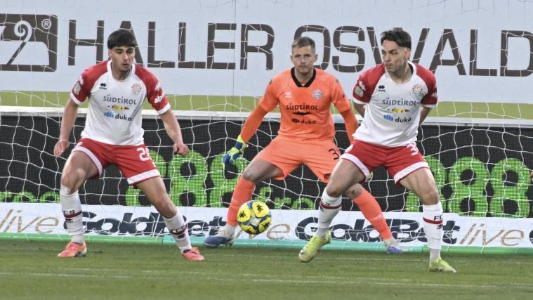 Hielten im Verbund die Null: Raphael Kofler, Marius Adamonis und Frederic Veseli. © DLife