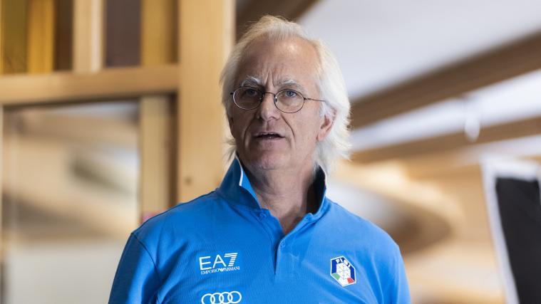 Le directeur du ski italien prend position. © Pentaphoto