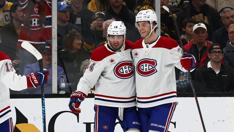 Nick Suzuki (links) und Juraj Slafkovsky (rechts) jubeln. © APA / WINSLOW TOWNSON