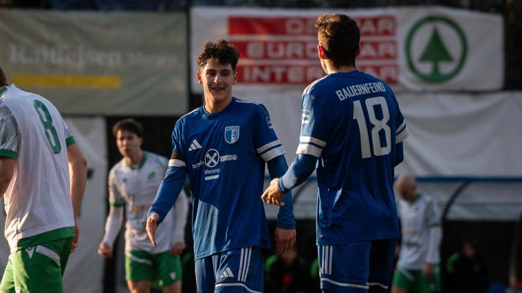 Der FC Obermais startet am Sonntag in die Rückrunde. © P. Schwienbacher