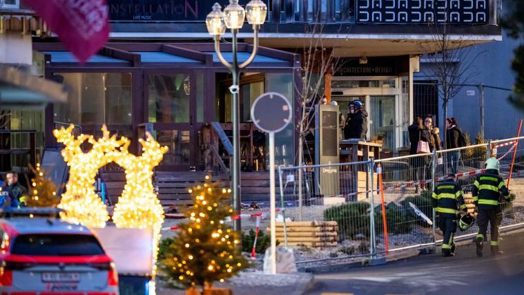 In diesem Lokal ereignete sich die Tragödie. © APA/afp / MAXIME SCHMID