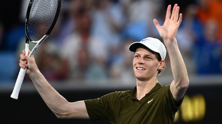 Jannik Sinner steht im Viertelfinale der Australian Open. © ANSA / JOEL CARRETT