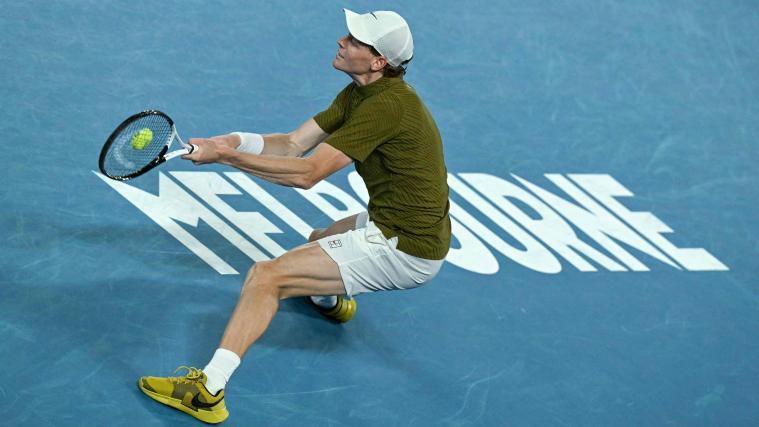 Jannik Sinner warf in Melbourne alles in die Waagschale – am Ende vergebens. © APA/afp / WILLIAM WEST