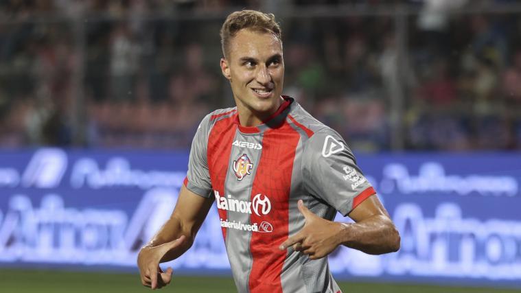 Manuel De Luca verlässt Cremonese und die Serie A. © ANSA / Davide Casentini