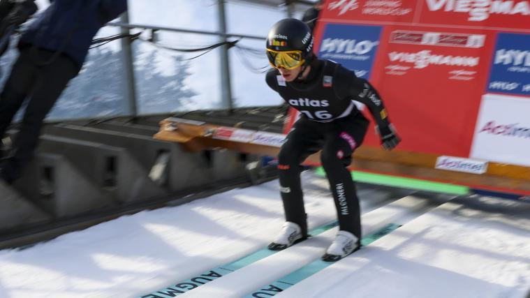 Alex Insam konnte beim Skifliegen am Kulm punkten. © ANSA / Christopher Neundorf