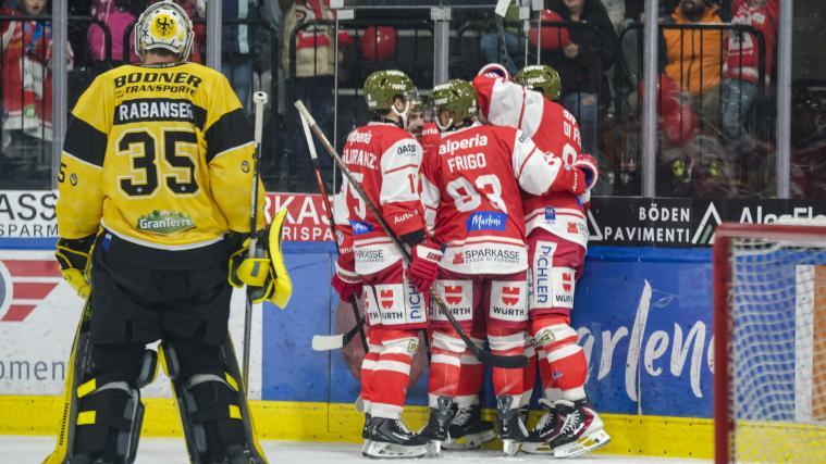 Die Foxes durften gegen die Wölfe reihenweise jubeln. © Vanna Antonello