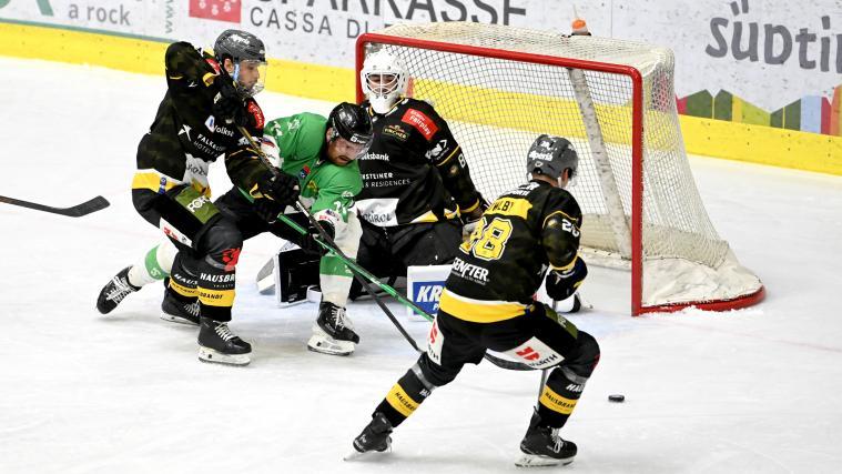 Eddie Pasquale und der HC Pustertal feierten einen knappen Sieg. © I. Foppa / HC Pustertal