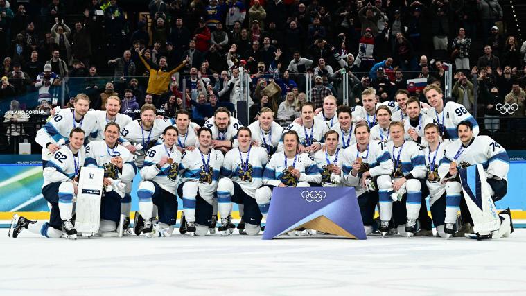 Finnland freute sich über Bronze. © APA/afp / JULIEN DE ROSA