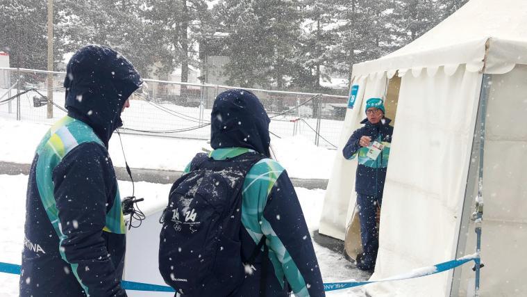 Insgesamt 18.000 Volunteers halten die Olympischen Spiele in Mailand und Cortina 2026 am Laufen. © FELICE CALABRO' / Felice Calabro'