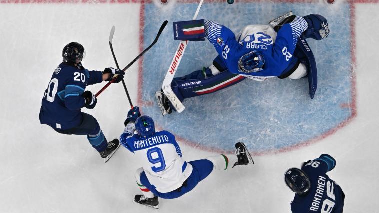 Italien hat gegen Finnland einen schweren Stand. © APA/afp / JULIEN DE ROSA