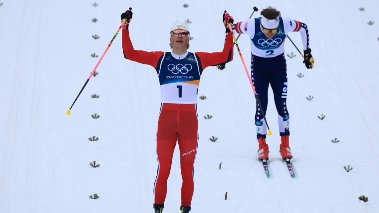 Johannes Høsflot Klæbo gewann Gold im Sprint. © ANSA / HANNIBAL HANSCHKE