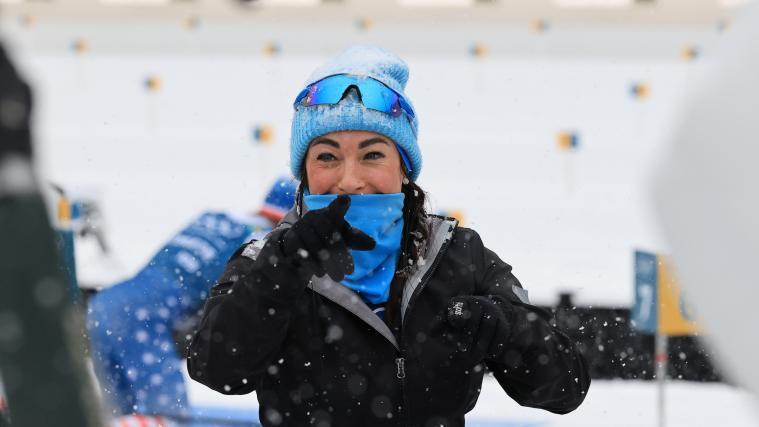 Kaum einer bringt Dorothea Wierer so zum Lachen wie Tommaso Giacomel. © Teyssot