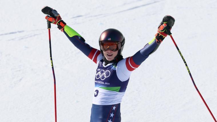 Mikaela Shiffrin liegt nach dem ersten Durchgang in Führung. © ANSA / ANDREA SOLERO