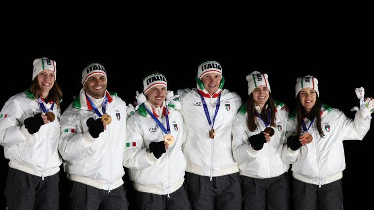 Sind bei Olympia zu Helden geworden, von links: Verena Hofer, Emanuel Rieder, Simon Kainzwaldner, Dominik Fischnaller, Andrea Vötter und Marion Oberhofer. © APA/afp / FRANCK FIFE