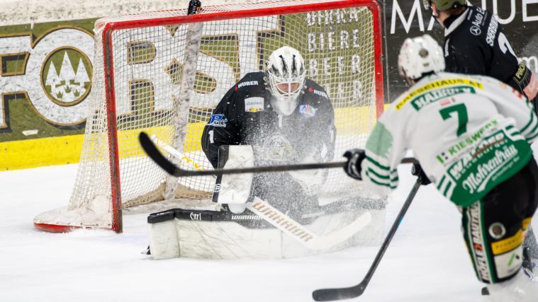 Andreas Bernard & Co. stehen in den Playoffs. © BK Photo