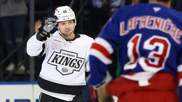 Artemi Panarin in den ungewohnten Farben der Los Angeles Kings. © APA / BRUCE BENNETT