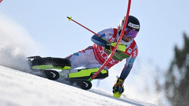 Atle Lie McGrath träumt von der Kristallkugel. © APA/afp / JURE MAKOVEC