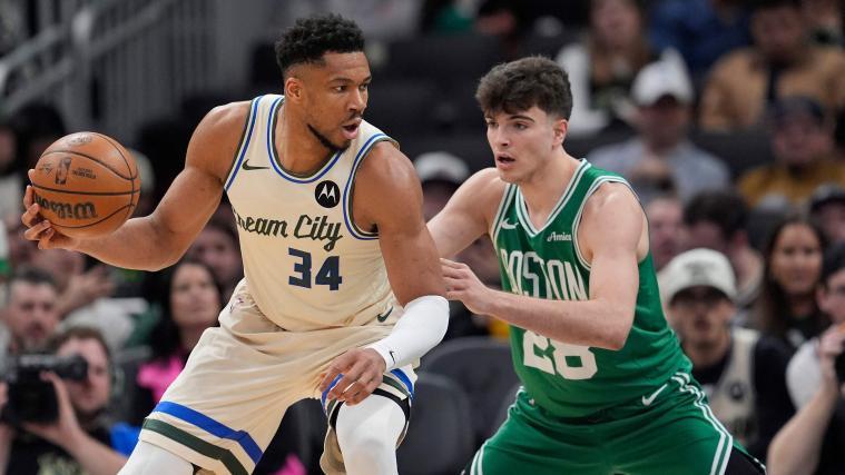 Giannis Antetokounmpo (r.) hatte eine glücklose Rückkehr. © APA / PATRICK MCDERMOTT