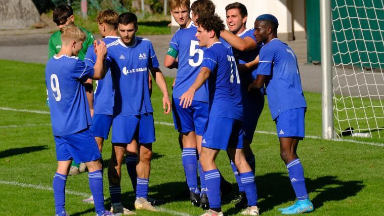 Großer Jubel bei Algund nach dem 2:1-Sieg gegen Ulten M. Dorn