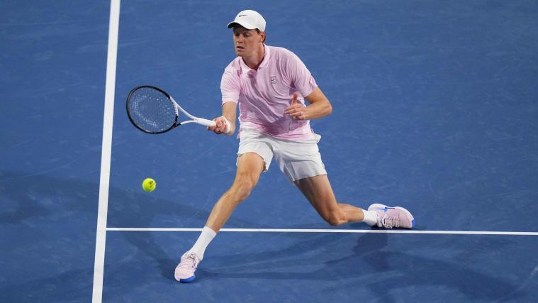 Jannik Sinner steht im Achtelfinale. © APA / RICH STORRY