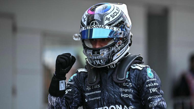 Kimi Antonelli startet beim Grand Prix von Japan von der Pole Position. © APA/afp / PHILIP FONG