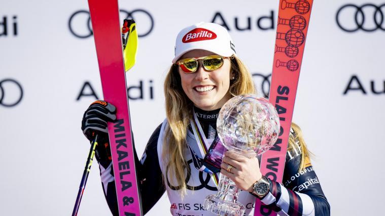 Mikaela Shiffrin adelte Emma Aicher. © ANSA / JEAN-CHRISTOPHE BOTT