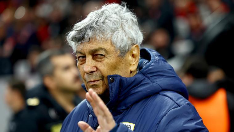 Mircea Lucescu musste in ein Krankenhaus eingeliefert werden. © ANSA / TOLGA BOZOGLU