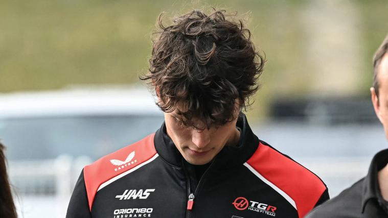 Oliver Bearman hat sich verletzt. © APA/afp / TOSHIFUMI KITAMURA