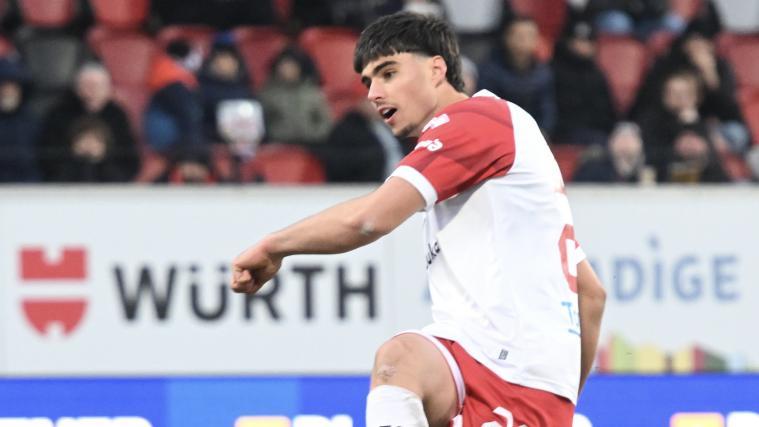 Raphael Kofler muss pausieren. Der Rablander ist verletzt. © DLife