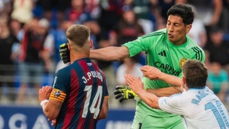 Der ehemalige argentinische Nationaltormann Esteban Andrada rastete komplett aus.