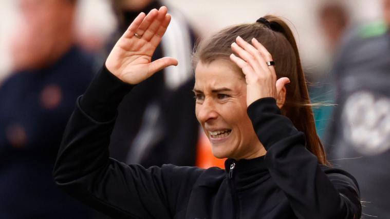 Marie-Louise Eta verlor bei ihrem Debüt als Cheftrainerin von Union Berlin mit 1:2 gegen Wolfsburg. © APA/afp / ODD ANDERSEN