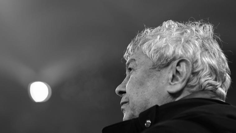 Mircea Lucescu (†) © ANSA / ROBERT GHEMENT