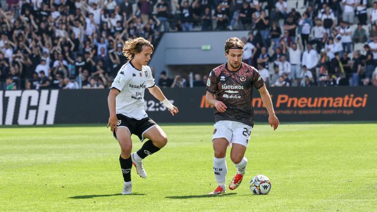 Simone Davi (rechts) & Co. kamen unter die Räder. © FC Südtirol
