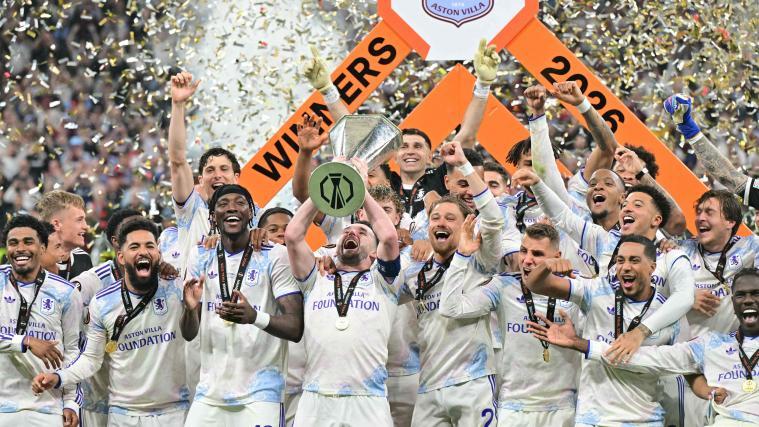 Aston Villa jubelt über den Europa-League-Sieg. © APA/afp / STEFANO RELLANDINI