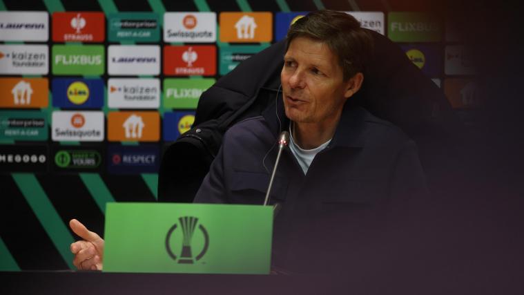 Der österreichische Trainer Oliver Glasner kämpft mit Crystal Palace um den Finaleinzug in die Europa League. © ANSA / Lukasz Gagulski