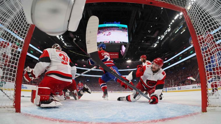 Goalie Frederik Andersen ließ mit den Hurricanes nichts anbrennen. © APA / BRUCE BENNETT