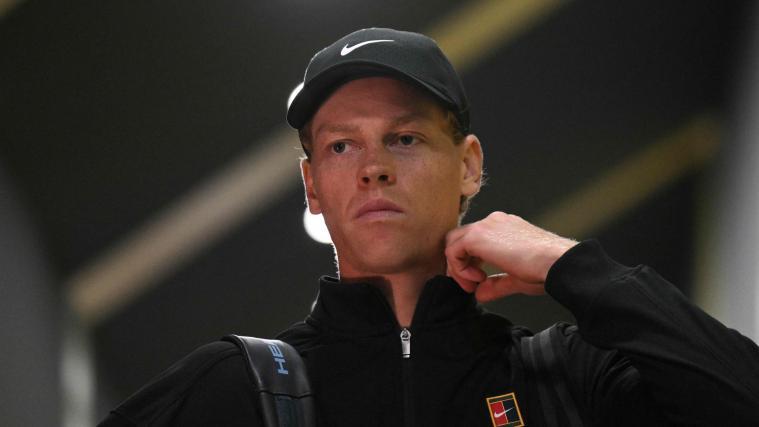 Jannik Sinner greift nach seinem ersten Turniersieg in Rom. © APA/afp / TIZIANA FABI