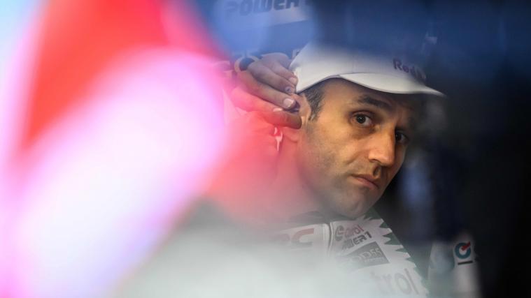 Johann Zarco hat sich schwer verletzt. © APA/afp / LOIC VENANCE