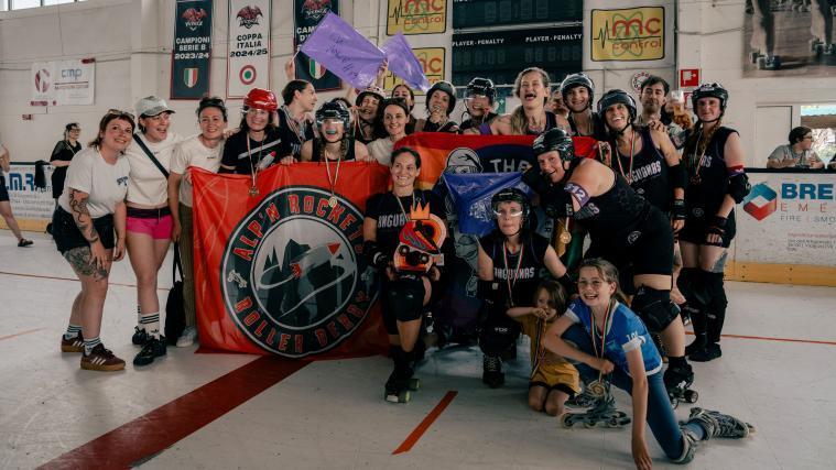 Das Team ‚The Alp’anass‘ aus Bozen und Vicenza mit den Goldmedaillen. © K. Sibilla