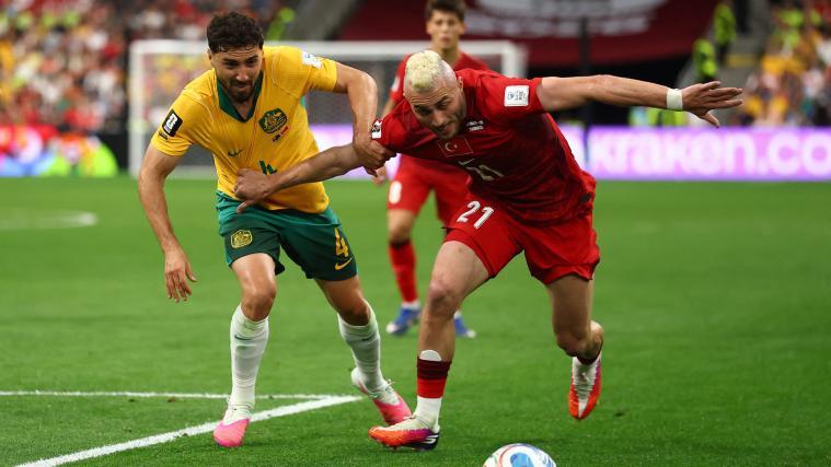 Die Türkei mühte sich gegen stark verteidigende Australier vergebens ab. © APA / DEAN MOUHTAROPOULOS