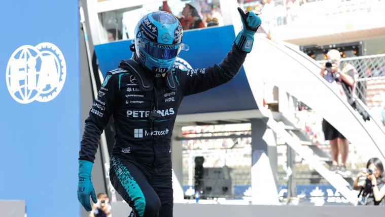 George Russell hat sich die Pole Position geschnappt. © APA/afp / LLUIS GENE
