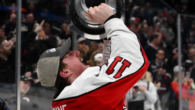Gunnarwolfe Fontaine gewann auch schon eine Trophäe in der Universitätsliga. © GETTY IMAGES NORTH AMERICA / BRIAN FLUHARTY