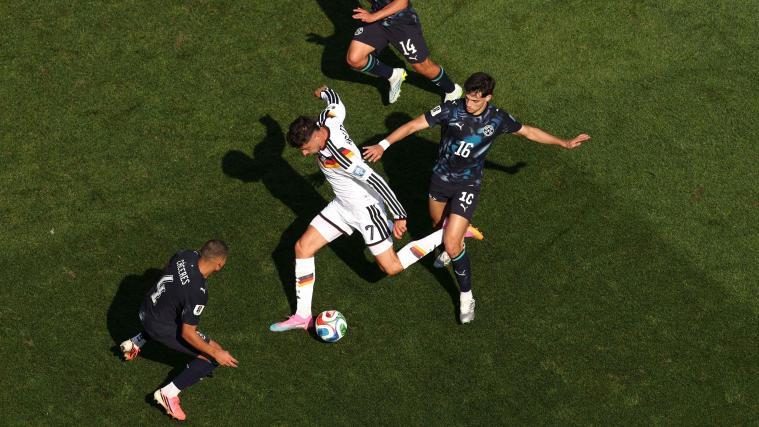 Kai Havertz (in weiß) traf zum 1:1. © APA / DARRIAN TRAYNOR