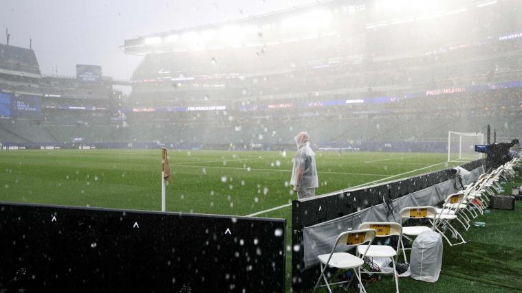 Regen und Gewitter beherrschen in Philadelphia das Geschehen. © APA/afp / FRANCK FIFE