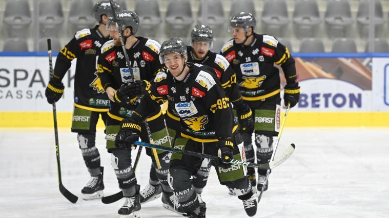 Stefan Spinell (vorne) spielte auch schon für den HC Pustertal. © Iwan Foppa