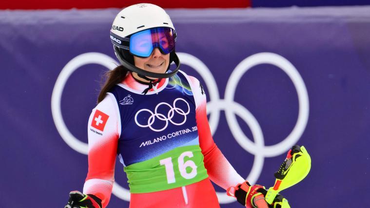 Bei Olympia 2026 weinte Wendy Holdener als Slalom-Vierte bittere Tränen. © APA/afp / STEFANO RELLANDINI