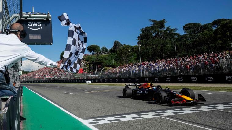 Das Saisonfinale könnte heuer in Imola stattfinden. Im Bild Max Verstappen bei seinem Sieg im vorigen Jahr. © APA/afp / LUCA BRUNO