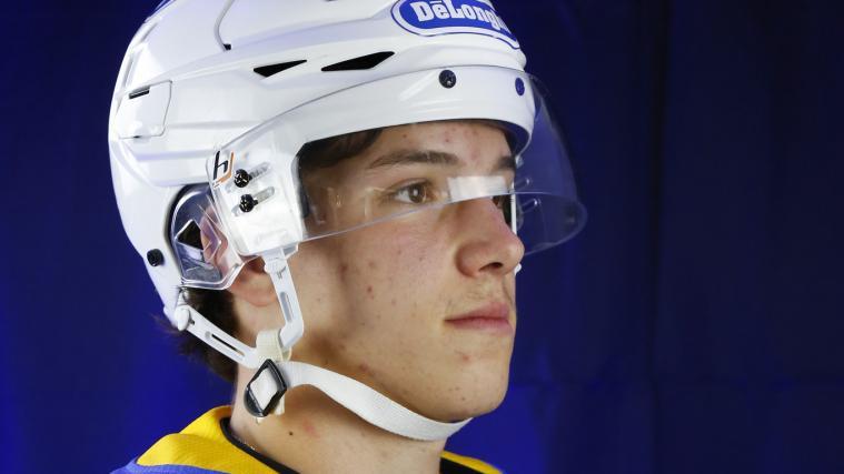 Der 19-jährige Jan Frenademez spielt künftig für den amtierenden AlpsHL-Meister. © Vito De Romeo