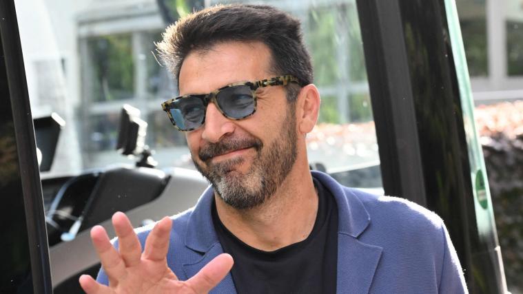 Gianluigi Buffon wird vorerst nicht zum italienischen Verband zurückkehren. © APA/afp / ALBERTO PIZZOLI
