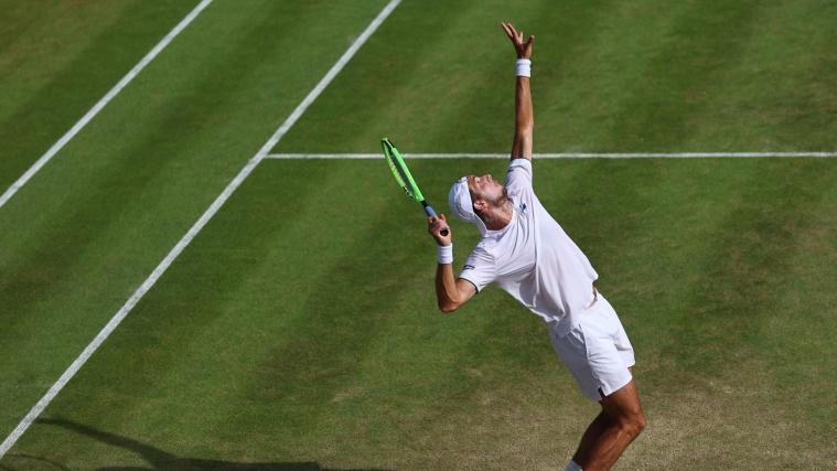 Jan-Lennard Struff sorgt in WImbledon für Furore. © ANSA / NEIL HALL